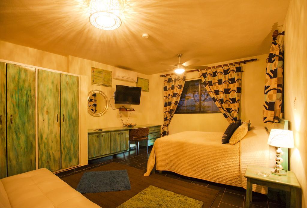 Hotel Casa Naemie Santo Domingo Exteriér fotografie